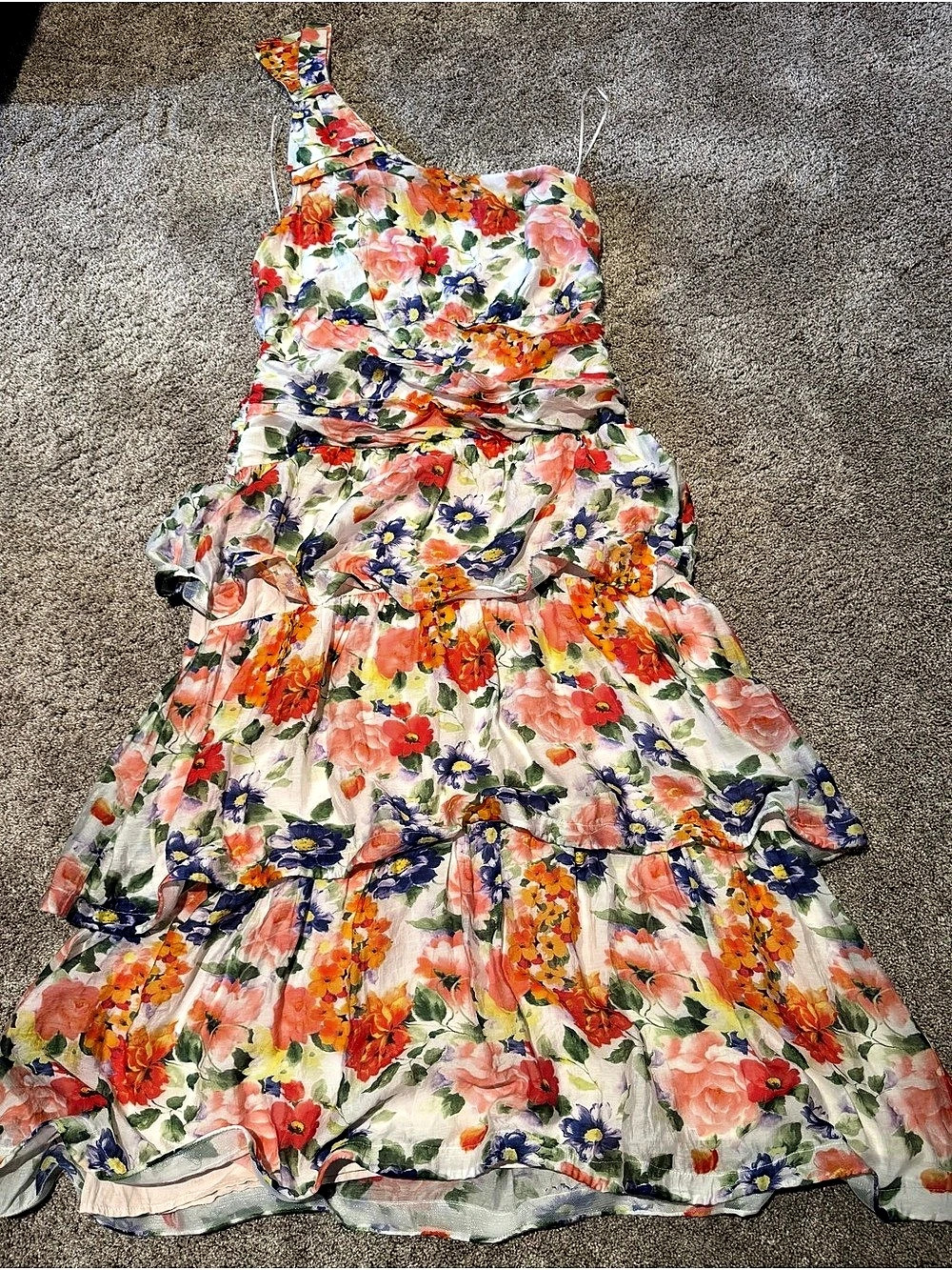 ASTR the Label One-Shoulder Tiered Floral Maxi Dress White & Red